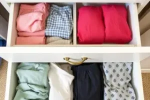 organizar gavetas de roupas íntimas