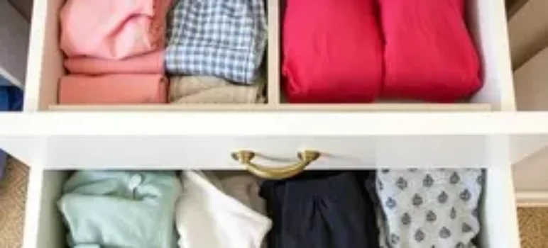 organizar gavetas de roupas íntimas