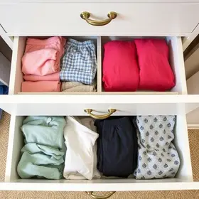 organizar gavetas de roupas íntimas