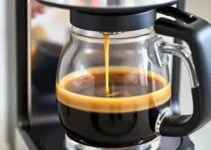 como limpar a cafeteira corretamente